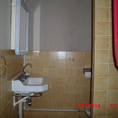 Les Sources Dore Apartment *